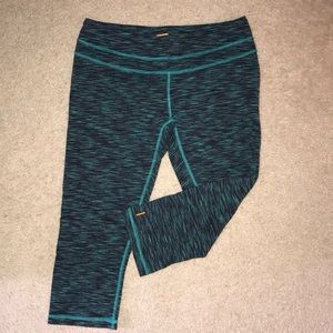 Lucy leggings size L